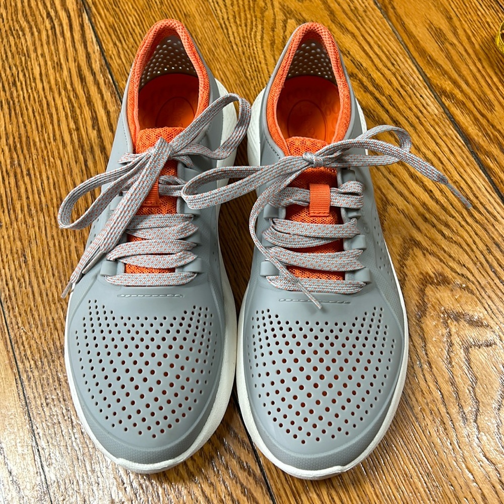 CROCS LiteRide gray and orange ventilated rubber sneakers.  Size Men’s 8.